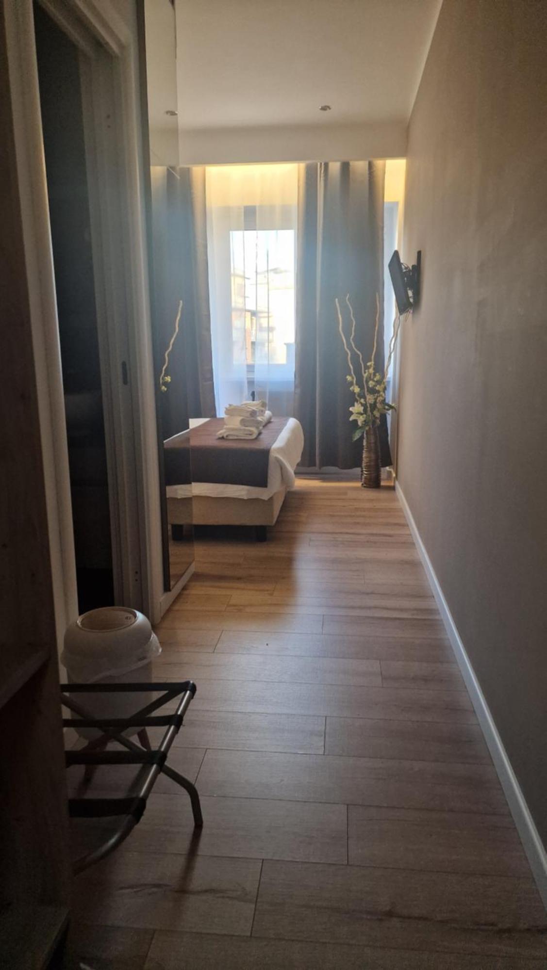 Living Bed and Breakfast Rom Værelse billede