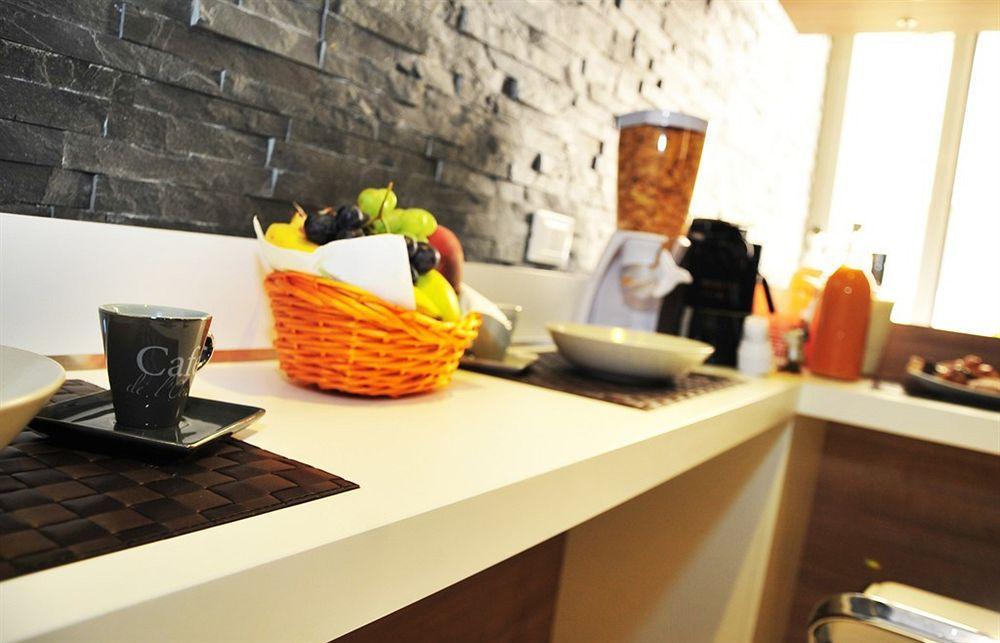 Living Bed and Breakfast Rom Eksteriør billede